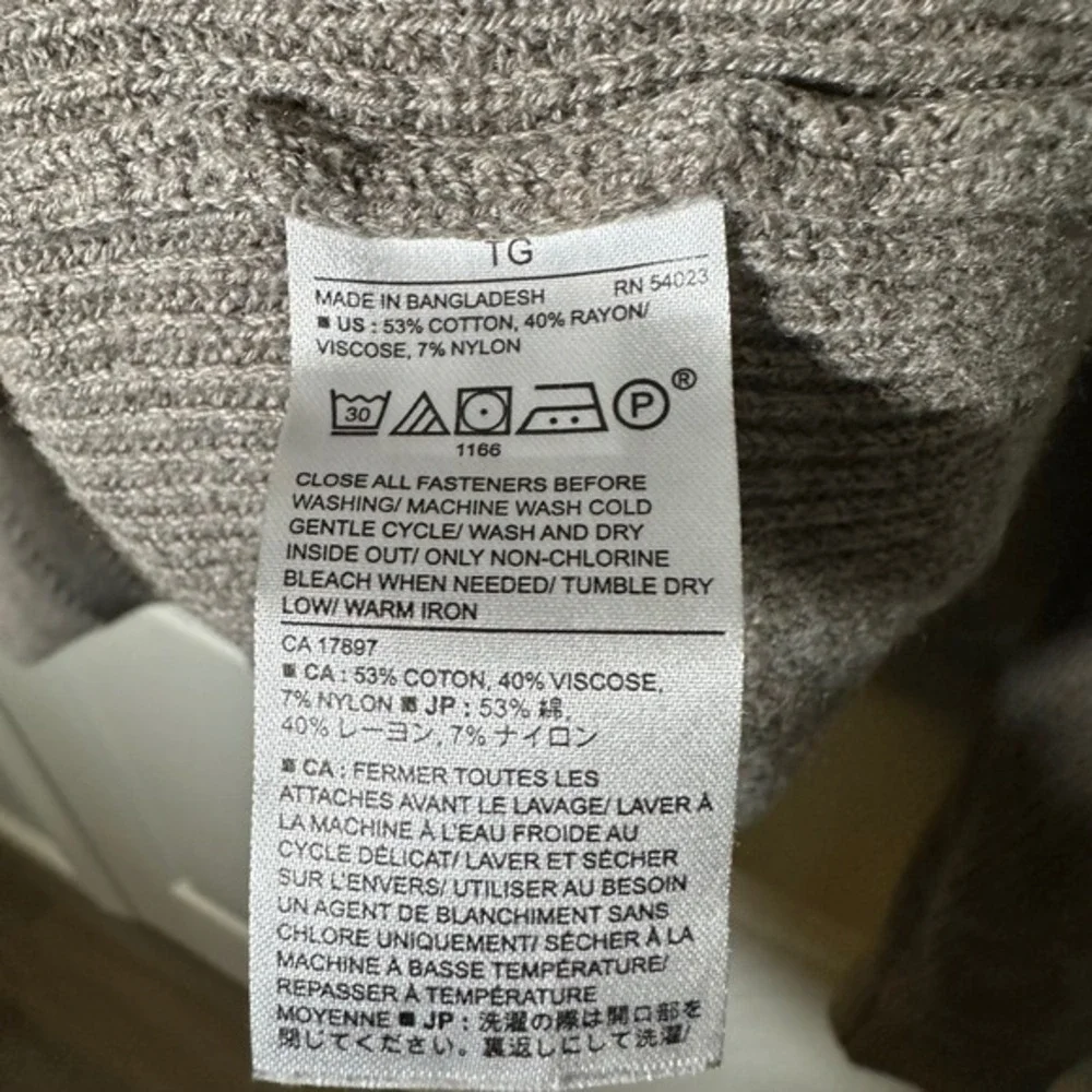 Banana Republic Mens XL Gray Button Front Cardigan Sweater Cotton Blend Knit